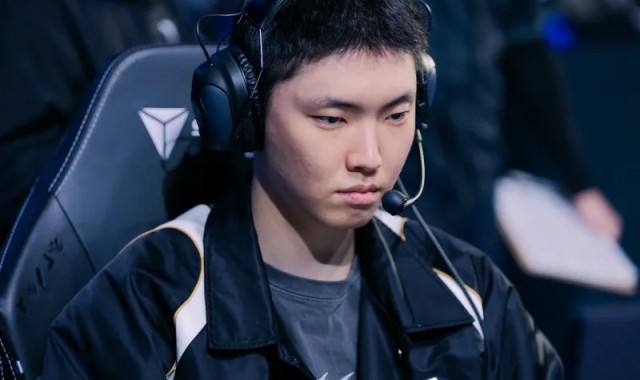 开云下载-Chovy：今天对线很顺利，但最近个人表现有所起伏